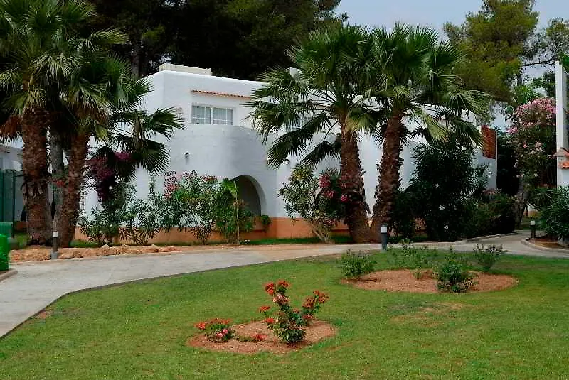 Aparthotel Club Cala Pada Playa S'Argamassa