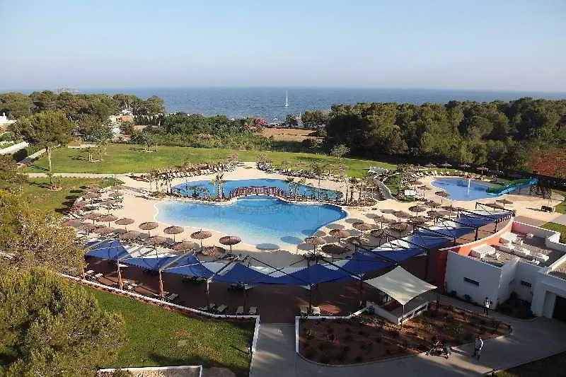 **  Aparthotel Club Cala Pada Playa S'Argamassa España